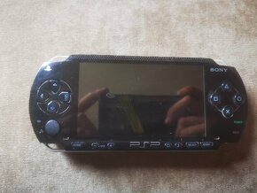 PSP E1003 - 2