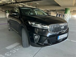 Predám 7-miestnu KIA SORENTO automat 4x4 - 2