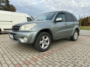 PREDÁM TOYOTU RAV4 2005 - 2