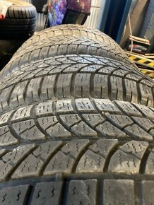 Predám pneu 225/60R17 - 2