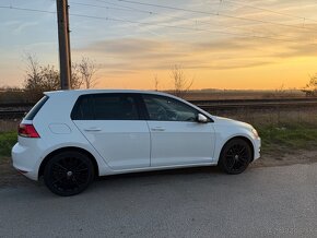 Volkswagen Golf VII Highline Full vybava - 2