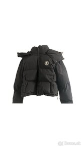 TRAPSTAR WOMEN’S IRONGATE HOODED JACKET – BLACK - 2