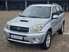 TOYOTA RAV4 2,0D-4D   4x4 - 2