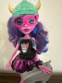 Kjersti Trollson monster high babika - 2