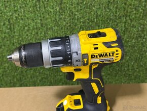 DeWALT DCD796 Aku príklepová vŕtačka XR - 2