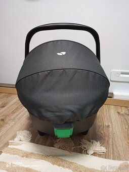 Autosedačka joie s centralou na Isofix - 2