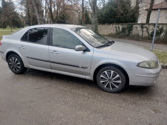 Renault Laguna 1.9 DCI 81 KW M6 ROK 2006 - 2