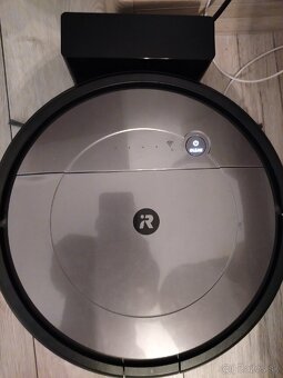 iRobot Roomba Combo R1138 vysávač plus mopovač - 2