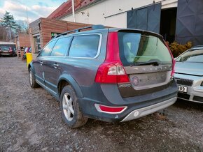 Volvo XC70 D5 136kw - Náhradní díly - 2