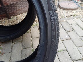 Predam 2ks zimne pneu 235/35 r19 - 2