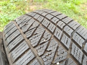 Zimné gumy 225/55R18 Kumho 2ks - 2