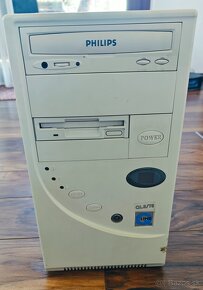 Intel Pentium 75 MHz / 32MB RAM / 1,2GB HDD / WIN95 - 2