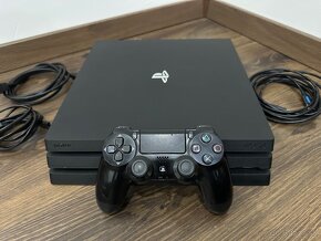 Playstation 4 PRO 1TB Black - 2