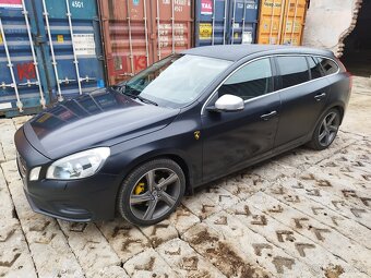 Volvo V60 D4 2.0 120kw R Design - 2