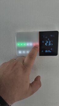 Termostat pre tepelné čerpadlá Qiumi Smart Wifi NO - 2