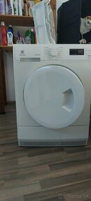 Kondenzačná sušička prádla Electrolux na 8kg - 2