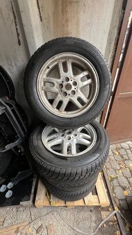 5x120 Land Rover Range Rover 235 60 R18 - 2