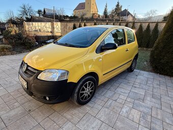 Volkswagen FOX - 2