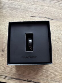 Samsung Galaxy Watch 42 mm - 2