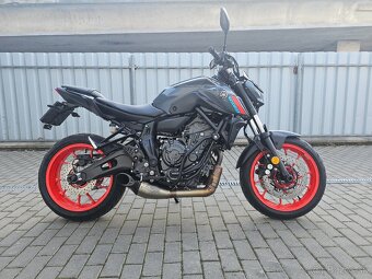 Yamaha MT 07 Akrapovič - 2