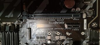 Zakladna doska Gigabyte Z370 HD3 + CPU i5 8400 - 2