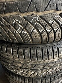 225/45r18 - 2