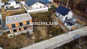 Na predaj stavebný pozemok s výmerou 580 m² vo vyhľadávanej - 2