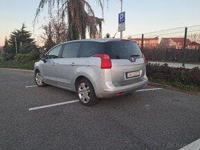 Peugeot 5008 - 2