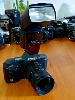 CANON T70 (Canon FD 35 - 70mm Lens Japan) - 1984 - 2