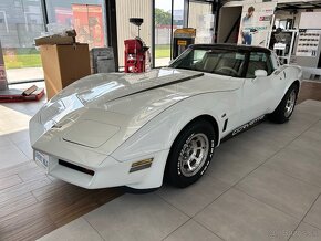 Chevrolet Corvette C3 5.7 V8 - 2