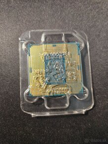 Intel Core i7-9700KF - 2