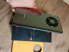 Huawei máte 40 pro - 2