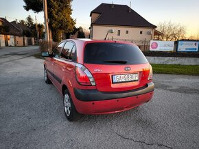 Kia Rio - 2