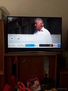 Smart tv samsung 102cm 4k uhd - 2