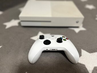 Xbox One S - 2