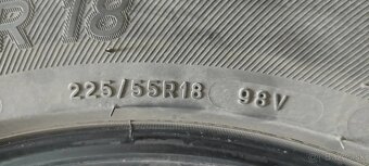 Predám 4 celoročné pneumatiky 225/55 R18 98V Michelin - 2