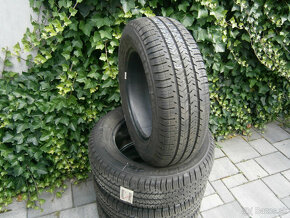 Predám 4x letné ako nové pneu Michelin 215/65 R16C 106/104T - 2