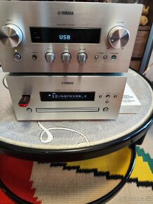 Receiver Yamaha R840 a CD player R640 - 2