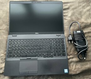 Dell Latitude 5501 - 15.6" - 2