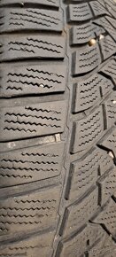 Predám 4ks jazdené zimné 205/55r16-91H Dunlop - 2