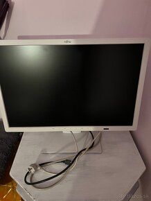 Biely monitor Fujitsu - 2