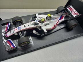 F1 URALKALI HAAS VF-21 GP BAHRAIN 2021 MICK SCHUMACHER 1:18 - 2