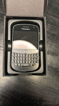 Blackberry Bold 9900 - 2