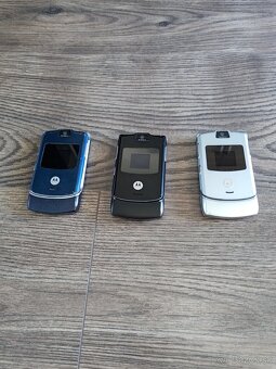 Motorola RAZR V3 - 2