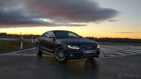 AUDI S5 V8 4.2 MANUAL - 2