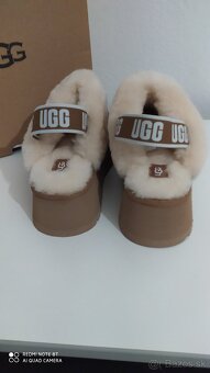 Dámske šľapky Ugg Funkette - 2