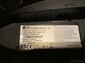 LG W2261VP-PF 22” 16:9 + VGA pozlátený kábel 3,5m Belkin Pro - 2