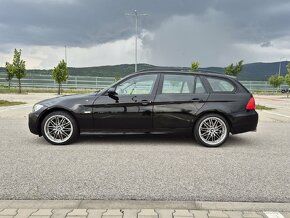 BMW E91 320i - 2