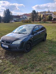 Ford focus 1.6 benzín - 2