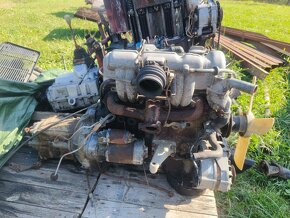 Mercedes w123 240D motor om616 - 2